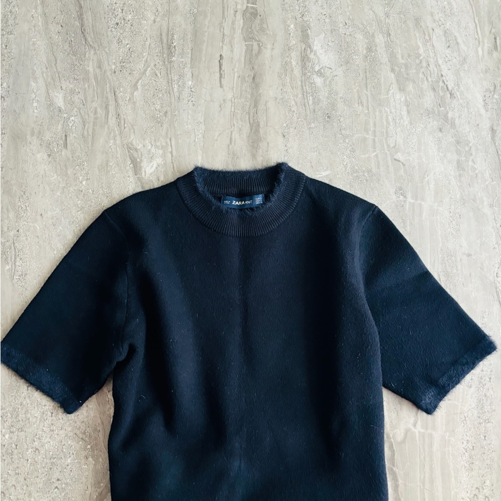 Zara Women's Black Short Sleeve Tee